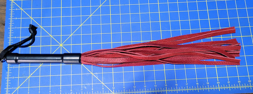 Rubber Handled Flogger