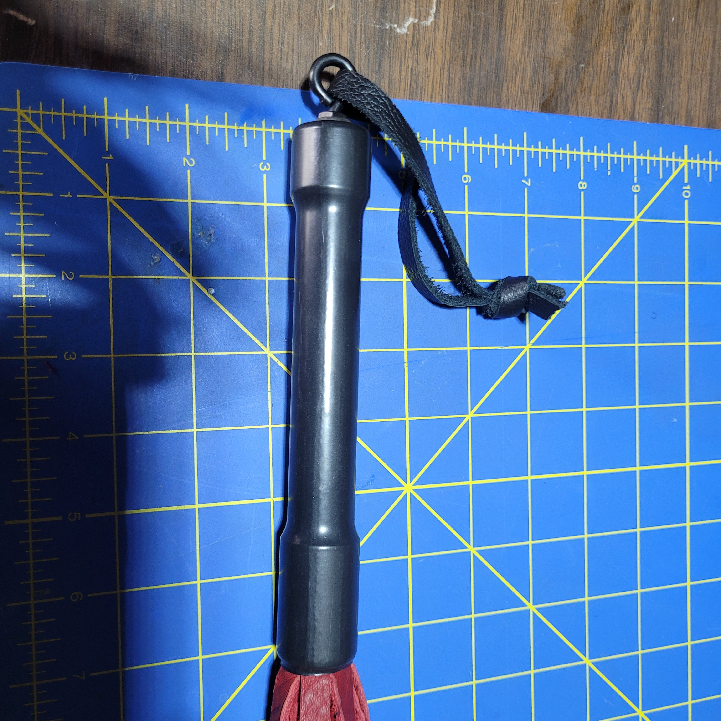 Rubber Handled Flogger