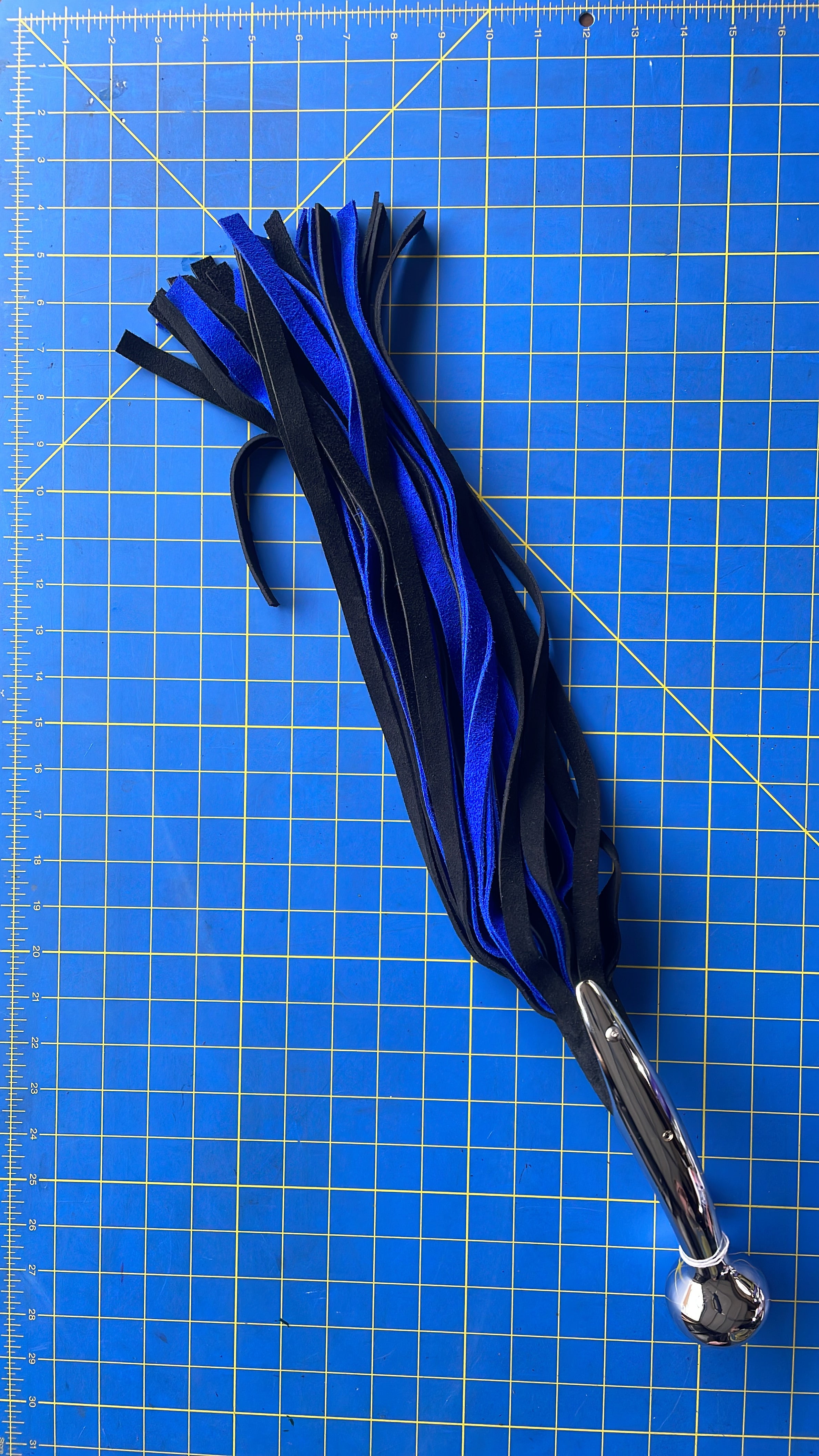 Stainless Steel Hame tip Flogger