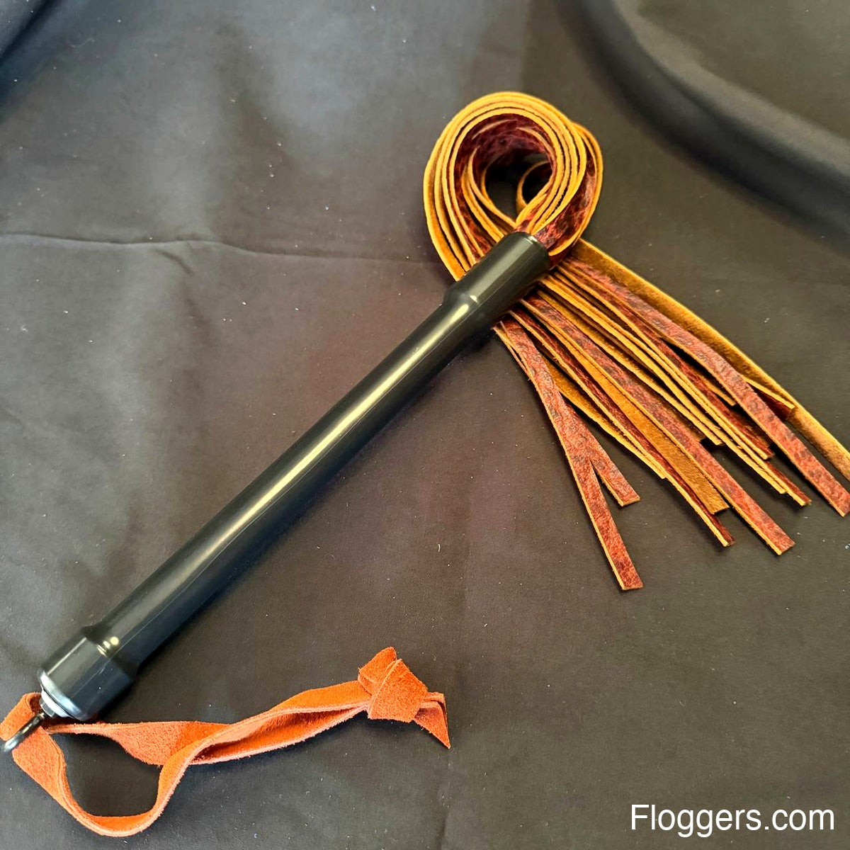 Medium Brown & Copper Flogger