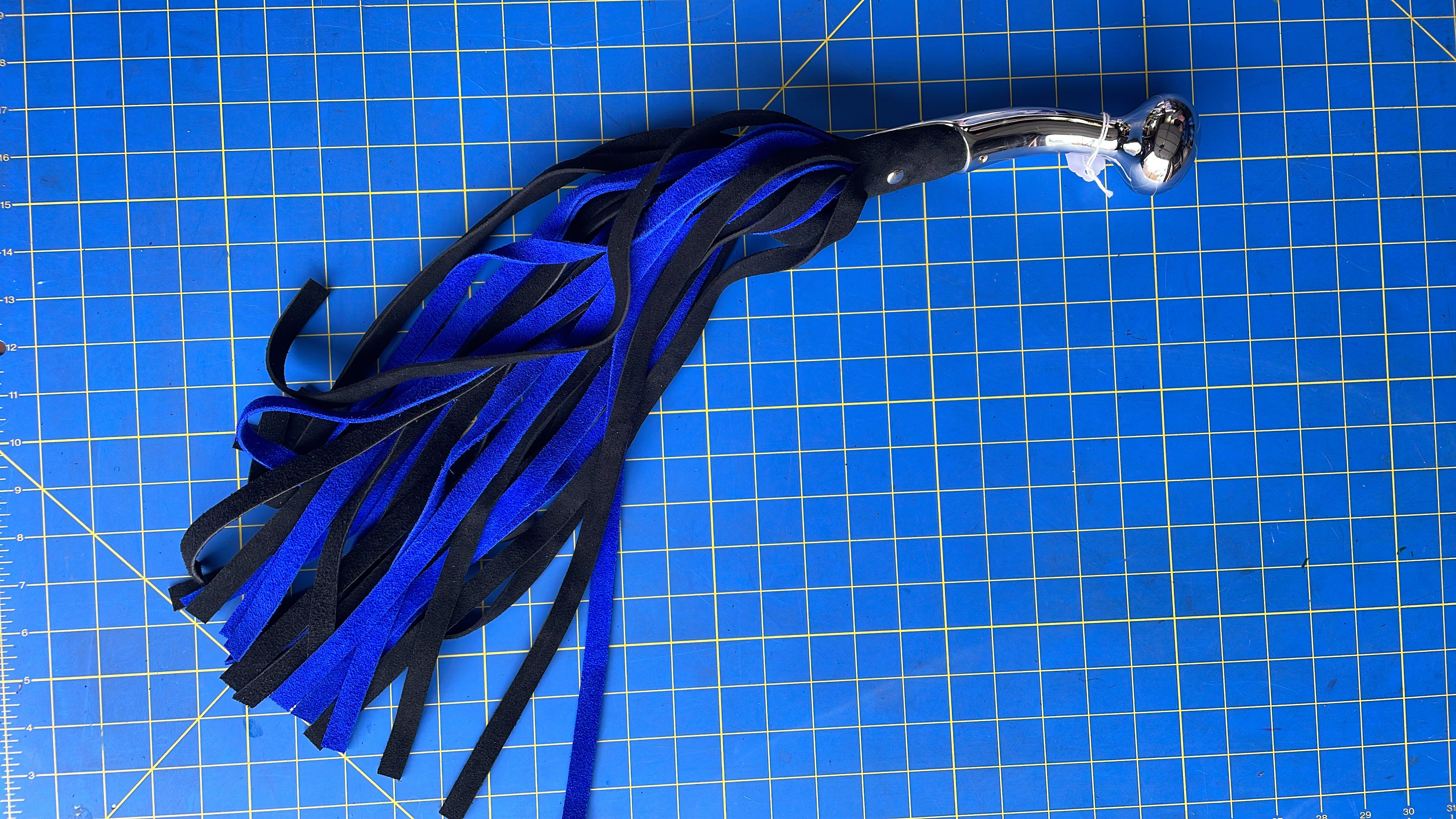 Stainless Steel Hame tip Flogger