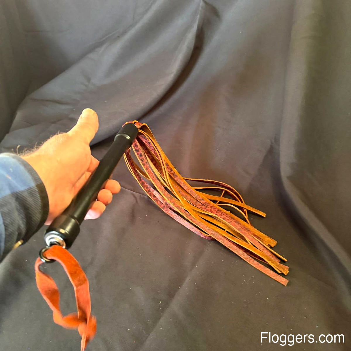 Medium Brown & Copper Flogger
