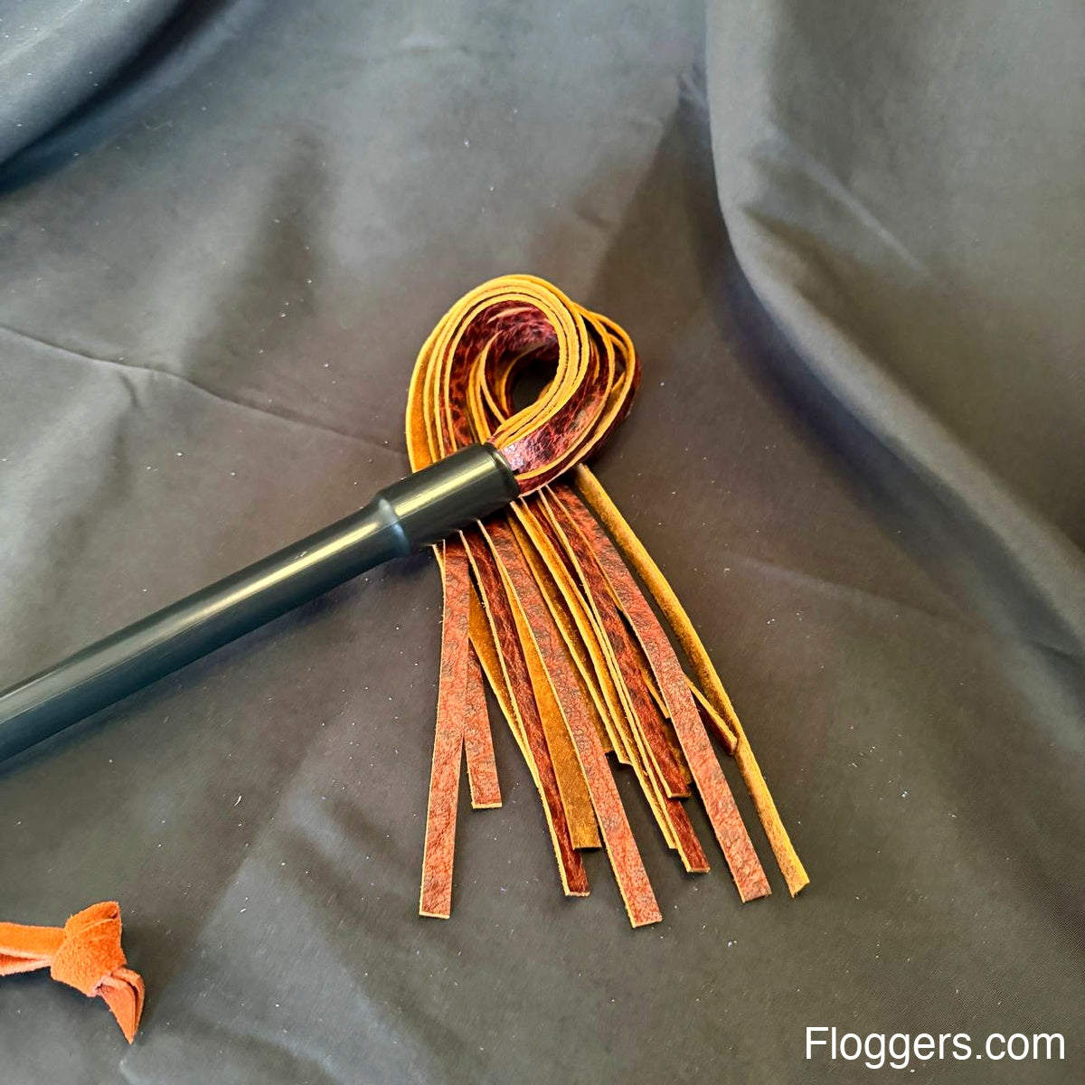 Medium Brown & Copper Flogger