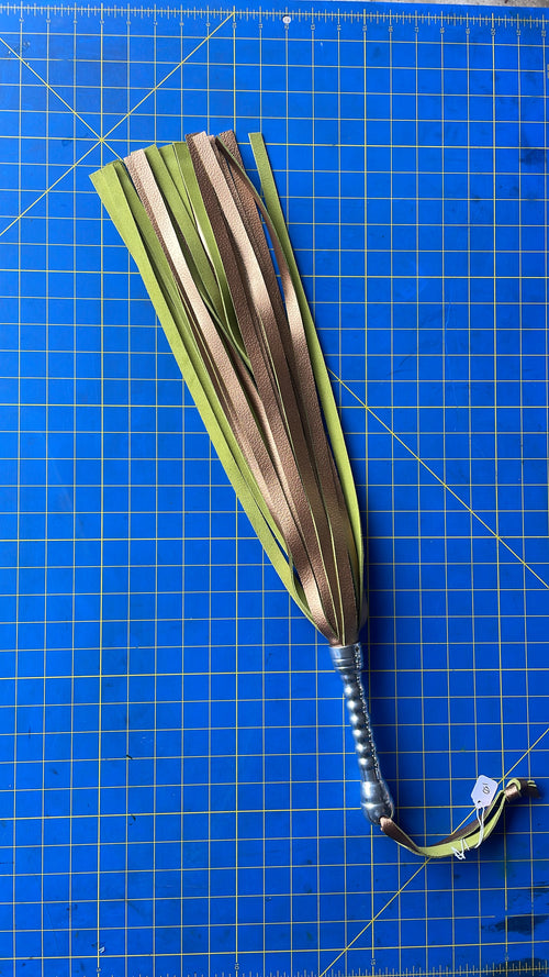 Aluminum Handle Flogger